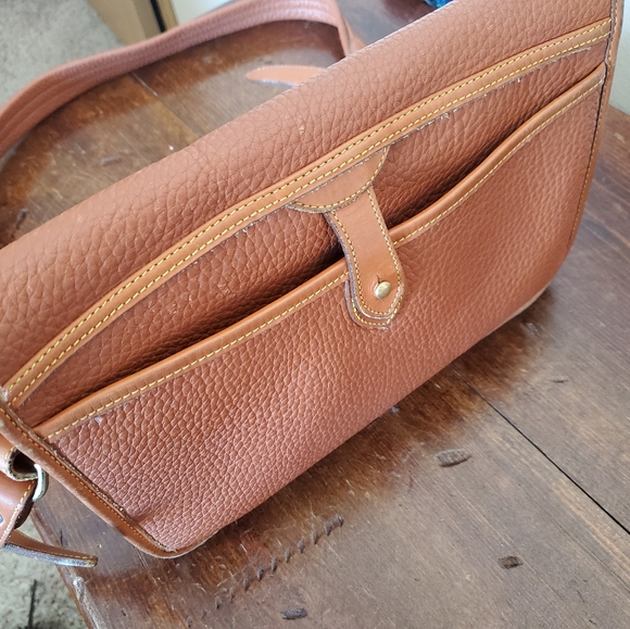 Vintage Dooney and Bourke All-Weather Leather - Picture 7 of 7